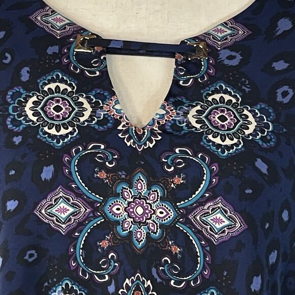 Croft & Barrow Large Top 3/4 Sleeve Stretch Keyhole Neck Leopard Print Navy Blue - Picture 2 of 8